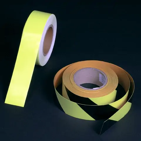 Orientačná a výstražná páska fluorescenčná / čierna, pravá